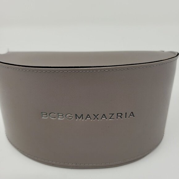 BCBGMaxAzria Grey Oversized Sunglass Case - Picture 2 of 7